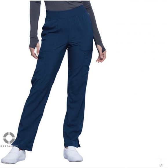 Petite Mid-rise Tapered Leg Scrub Pant (Navy) - Picture 2 of 5